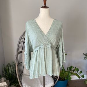 V-neck baby doll top